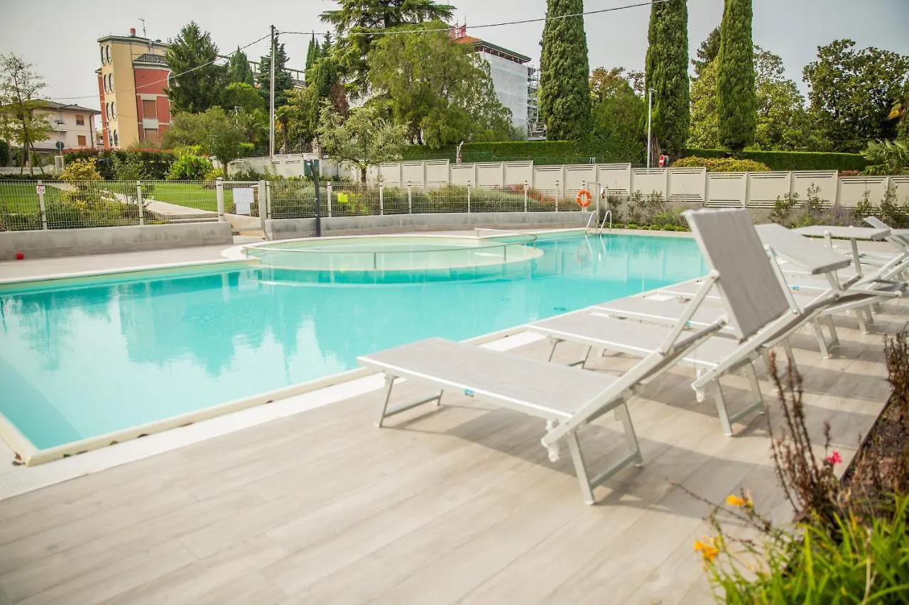 Homingarda - Fine Holiday Apartments Peschiera del Garda