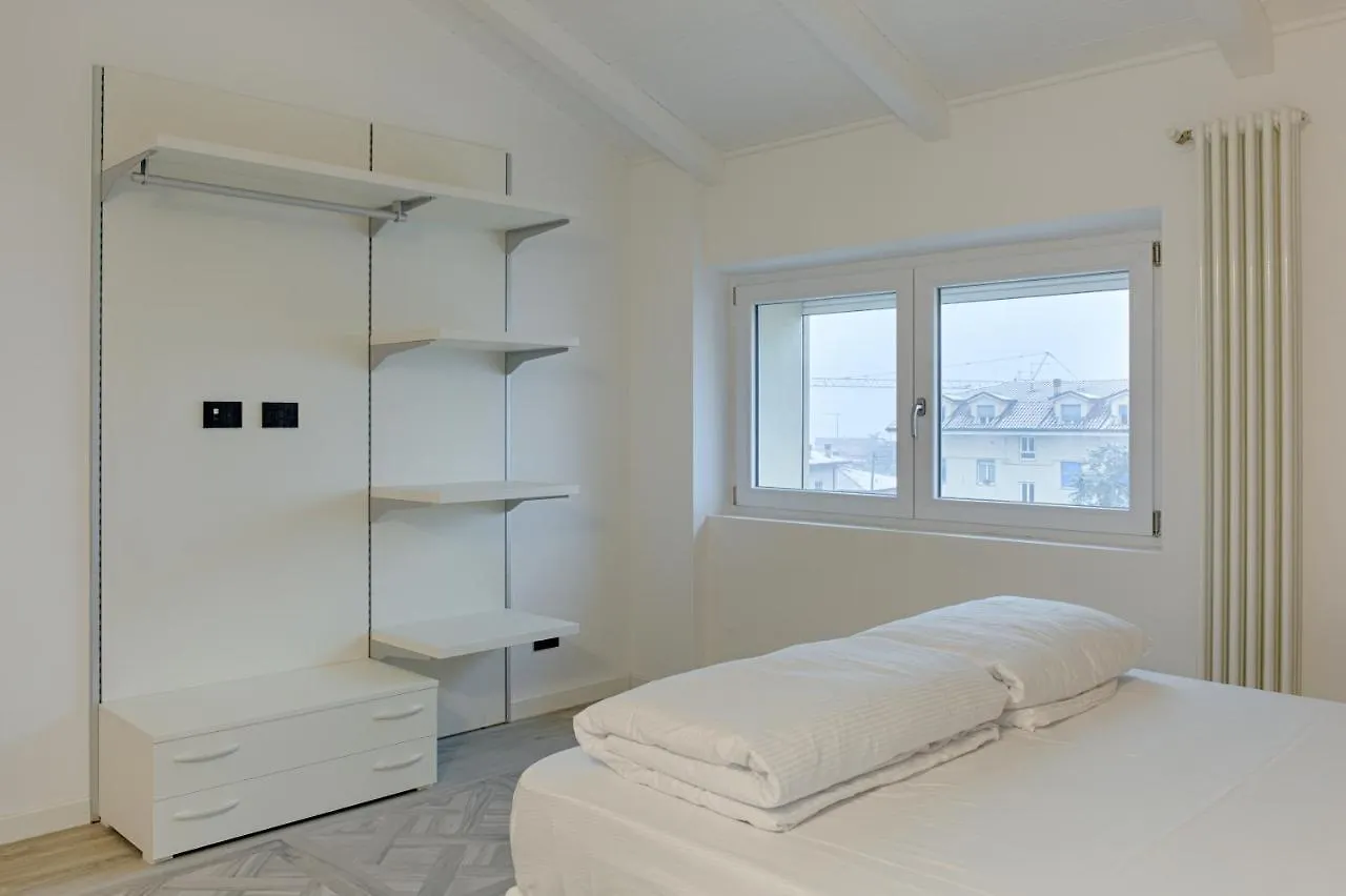 Homingarda - Fine Holiday Apartments Peschiera del Garda 0*,