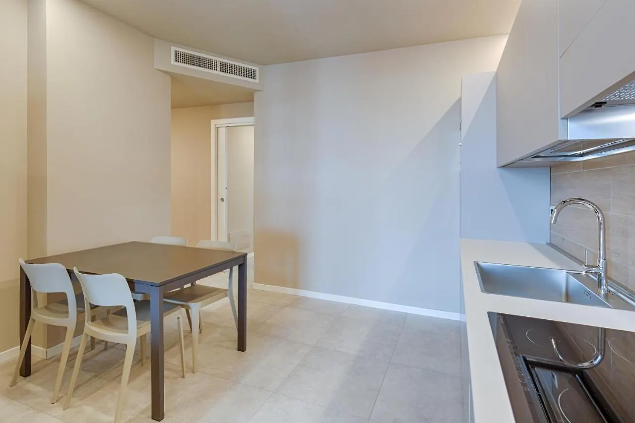 Homingarda - Fine Holiday Apartments Peschiera del Garda 0*,  Italy