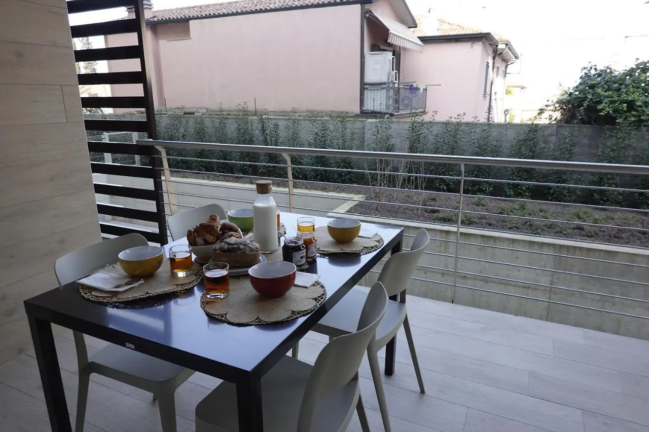 Homingarda - Fine Holiday Apartments Peschiera del Garda Italy