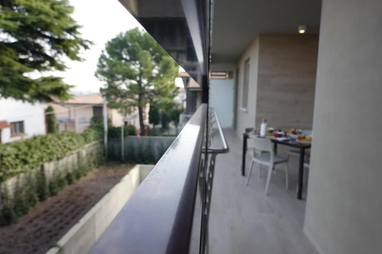 Homingarda - Fine Holiday Apartments Peschiera del Garda Italy