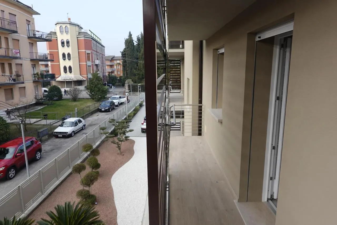 Homingarda - Fine Holiday Apartments Peschiera del Garda Italy